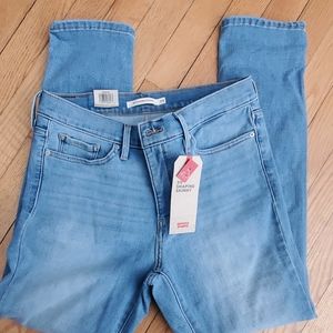 New levi Strauss Jeans